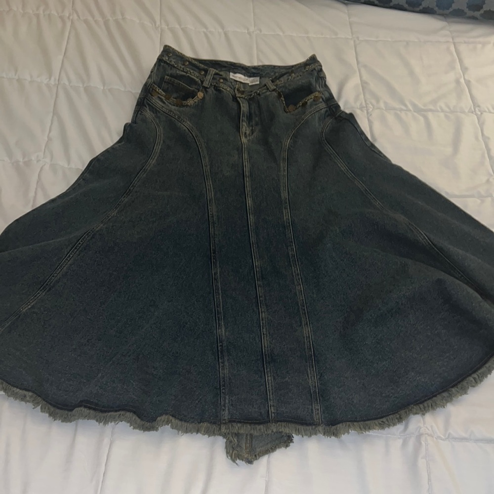 Vintage long jean skirt with gold details